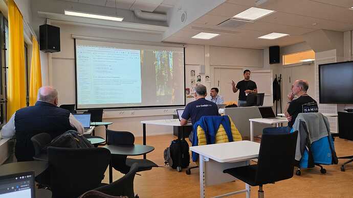 WhatsApp Image 2025-10-14 at 12.10.50 (1)